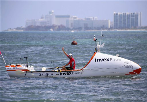 Mexicano cruza el Atlántico a remo de Puerto Español a Cancún 1 Mexicano cruza el Atlántico a remo de Puerto Español a Cancún