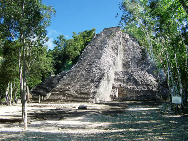 Zona arqueológica de Cobá, tesoro maya 1 Zona arqueológica de Cobá