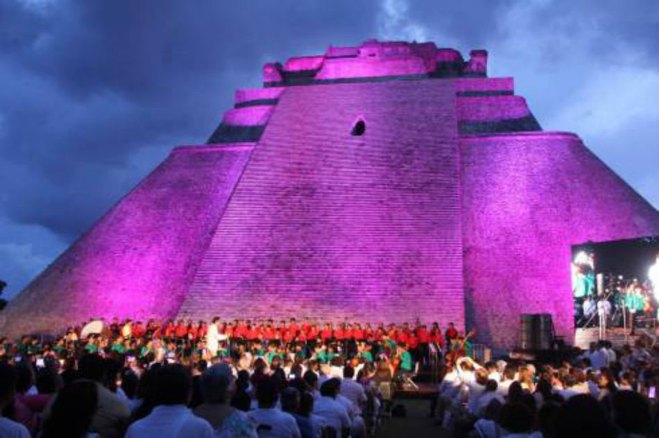 Festival Internacional de la Cultura Maya 2015