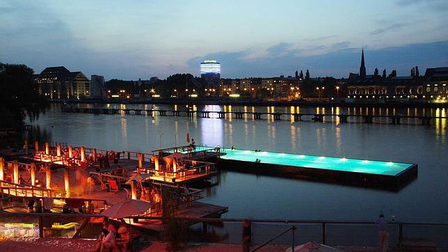 El barco piscina de Berlín