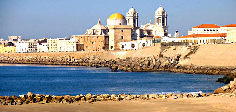 Cádiz te ofrece playas, historia y diversión 1 Cádiz te ofrece playas